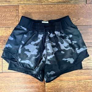 MPG Black and Gray Camo Activewear Shorts Size XS